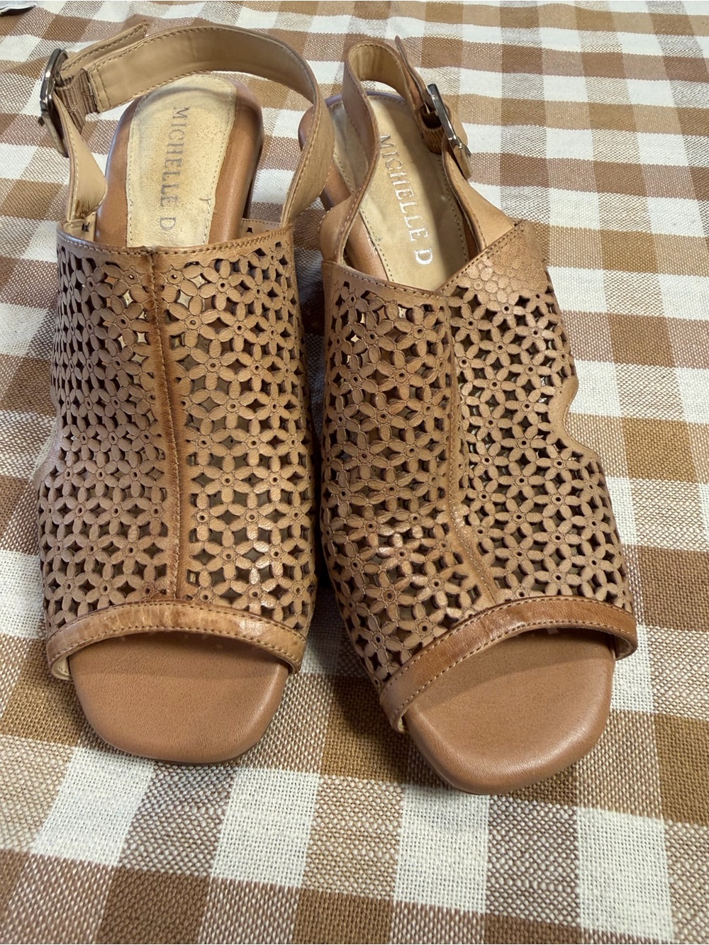 Michelle D Tan Laser Cut Leather Slingback Heels Women’s Comfort Sandals